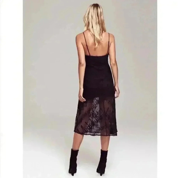 FREE PEOPLE In Love with this City Mesh Lace Overlay Midi Dress - Black - Size 6 - Picture 2 of 9